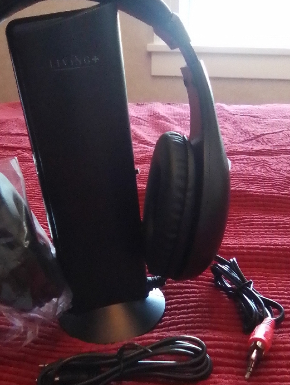 Digital TV Headphones Wireless Stereo Headset - Black